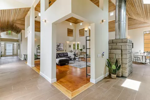 493 Arbor Pl, Redding, CA 96001 photo 5