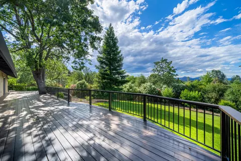 2192 Kildare Dr, Redding, CA 96001 photo 21
