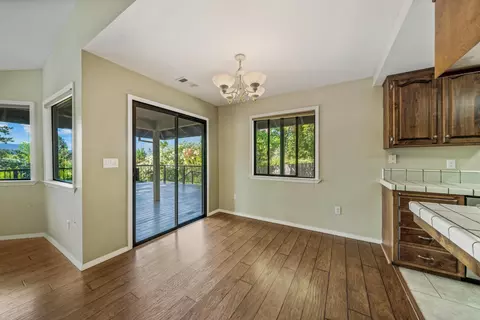 2192 Kildare Dr, Redding, CA 96001 photo 8