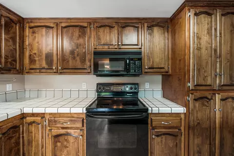 2192 Kildare Dr, Redding, CA 96001 photo 10