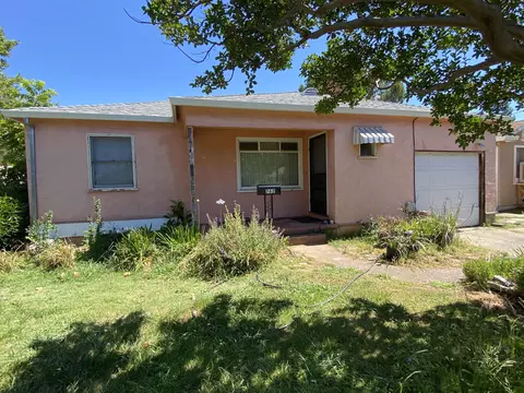 762 South St, Redding, CA 96001 photo 1