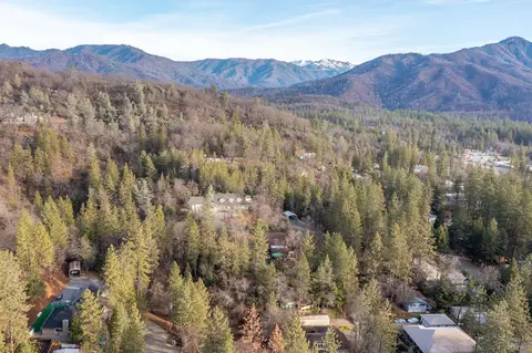 20762 Chamise St, Lakehead, CA 96051 photo 13