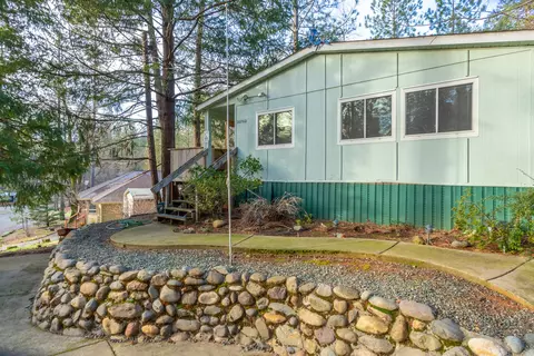 20762 Chamise St, Lakehead, CA 96051 photo 2