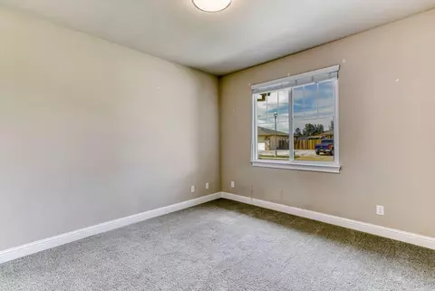 3355 Hotlam Rd, Redding, CA 96002 photo 9