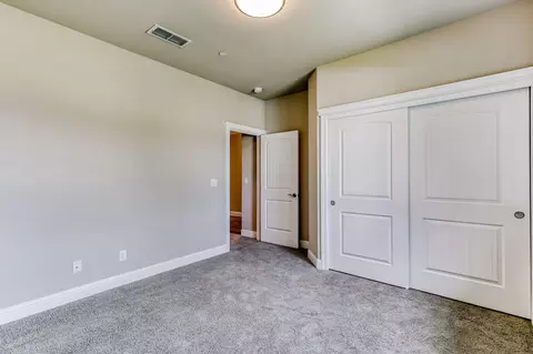 3355 Hotlam Rd, Redding, CA 96002 photo 12