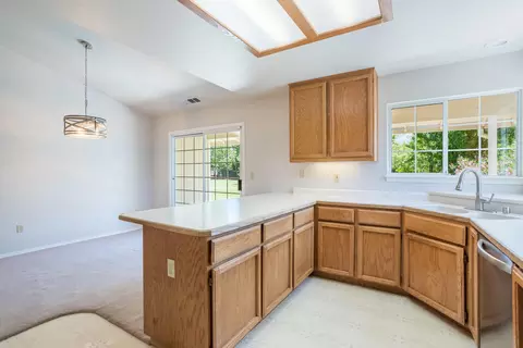 1675 Hominy Way, Redding, CA 96003 photo 12