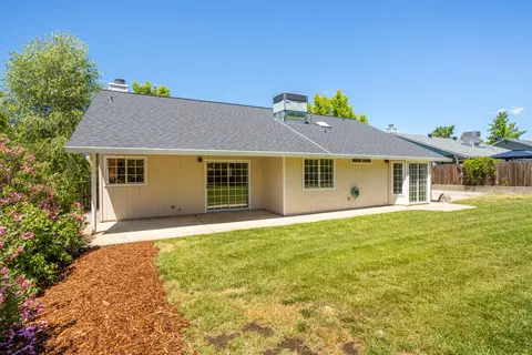 1675 Hominy Way, Redding, CA 96003 photo 26