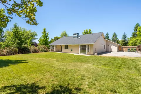1675 Hominy Way, Redding, CA 96003 photo 25