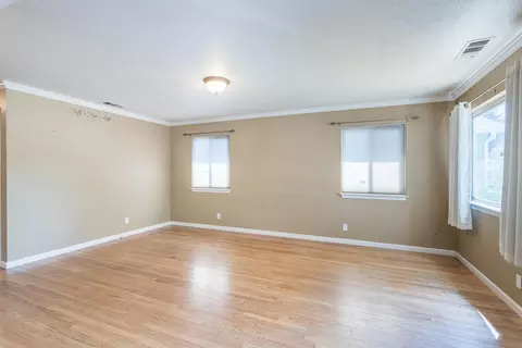 2284 Saturn, Redding, CA 96002 photo 2