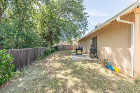 6837 Hemlock St, Redding, CA 96001 photo 55