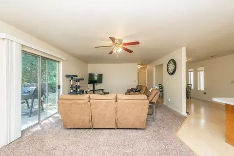 6837 Hemlock St, Redding, CA 96001 photo 21