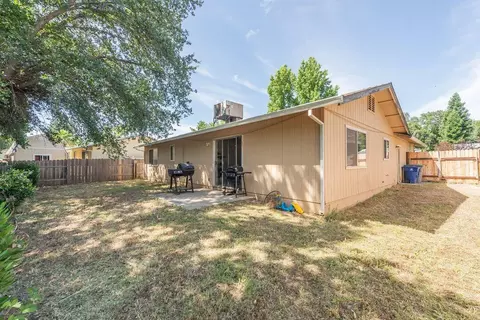 6837 Hemlock St, Redding, CA 96001 photo 54