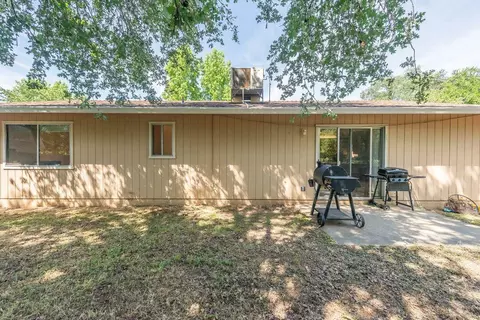 6837 Hemlock St, Redding, CA 96001 photo 56
