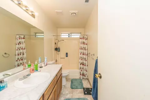 6837 Hemlock St, Redding, CA 96001 photo 48