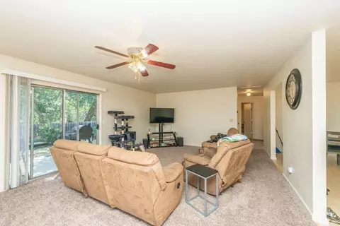 6837 Hemlock St, Redding, CA 96001 photo 12
