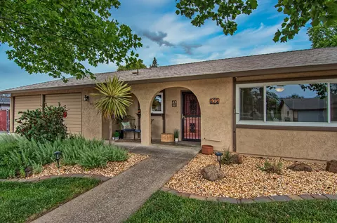 333 Woodcliff Dr, Redding, CA 96003 photo 4