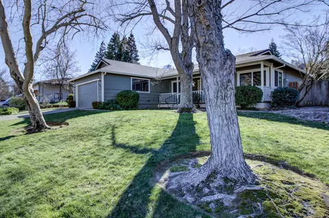 4443 Moyvane Dr, Redding, CA 96001 photo 2