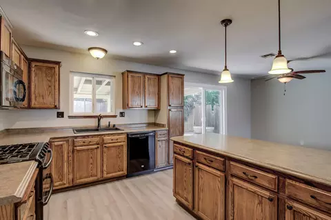 4443 Moyvane Dr, Redding, CA 96001 photo 12