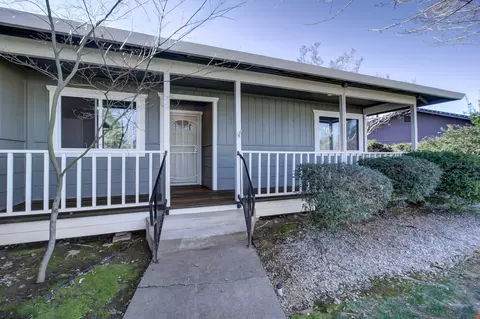 4443 Moyvane Dr, Redding, CA 96001 photo 4