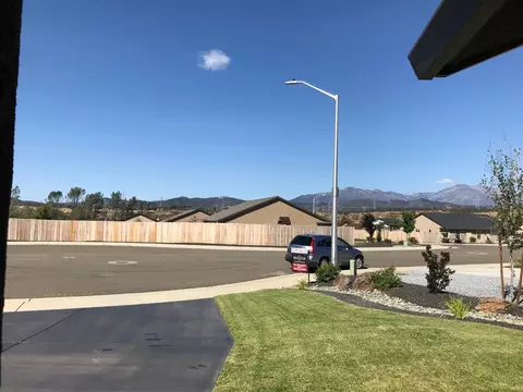 3458 Americana Way, Redding, CA 96003 photo 3