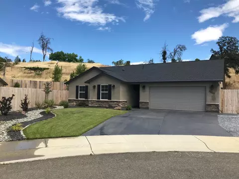 3458 Americana Way, Redding, CA 96003 photo 2