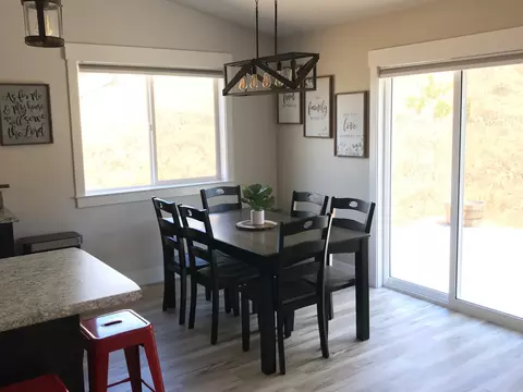3458 Americana Way, Redding, CA 96003 photo 8