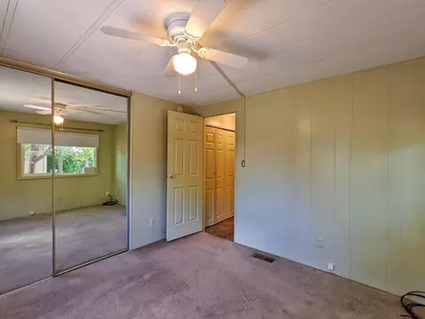 4386 White River Dr, Redding, CA 96003 photo 15