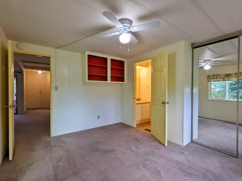 4386 White River Dr, Redding, CA 96003 photo 9