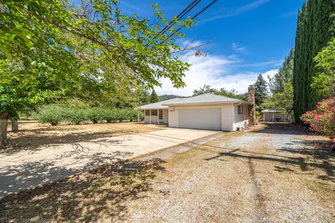 14527 Holiday Rd, Redding, CA 96003 photo 19