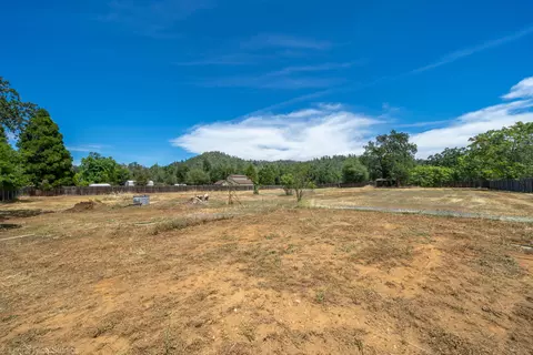 14527 Holiday Rd, Redding, CA 96003 photo 62