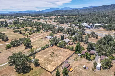 14527 Holiday Rd, Redding, CA 96003 photo 50