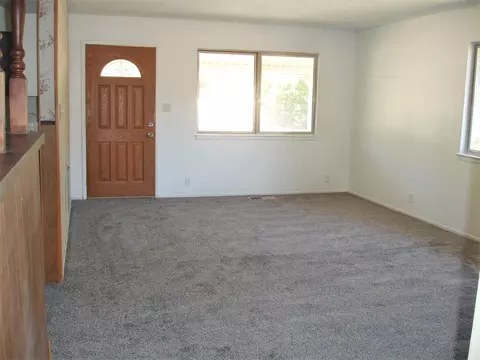 14527 Holiday Rd, Redding, CA 96003 photo 2