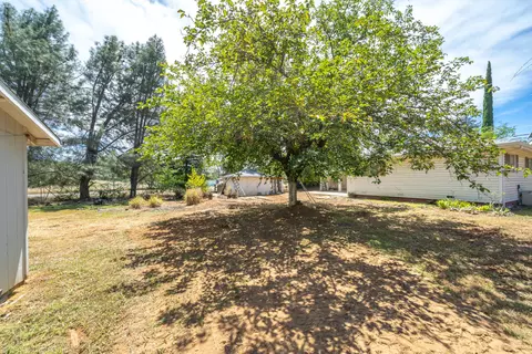14527 Holiday Rd, Redding, CA 96003 photo 34