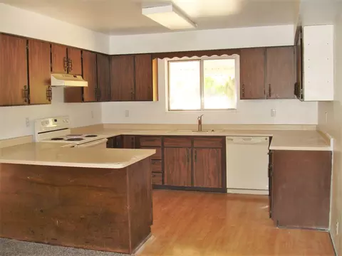 14527 Holiday Rd, Redding, CA 96003 photo 9