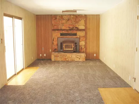 14527 Holiday Rd, Redding, CA 96003 photo 8