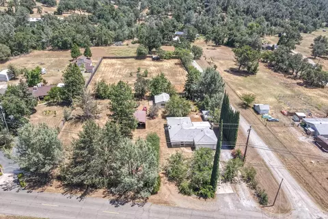 14527 Holiday Rd, Redding, CA 96003 photo 55