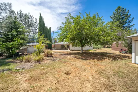 14527 Holiday Rd, Redding, CA 96003 photo 31