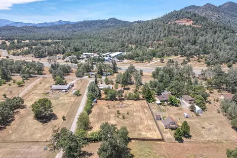 14527 Holiday Rd, Redding, CA 96003 photo 52