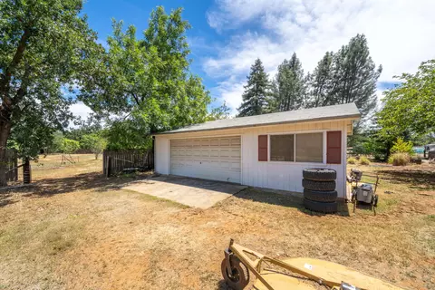 14527 Holiday Rd, Redding, CA 96003 photo 37