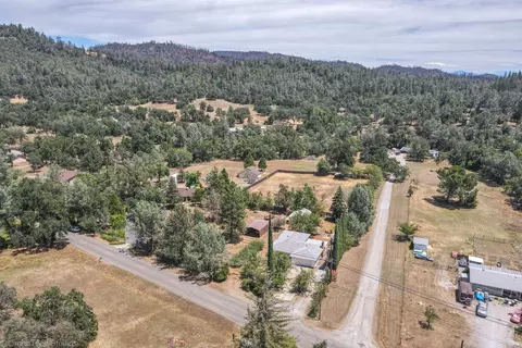 14527 Holiday Rd, Redding, CA 96003 photo 45