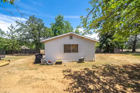 14527 Holiday Rd, Redding, CA 96003 photo 41