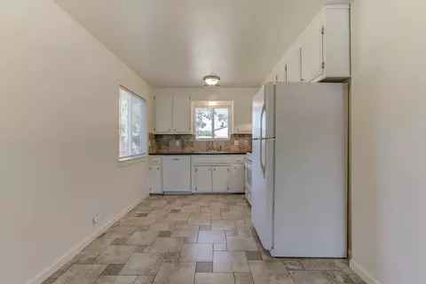 3614 Polaris Way, Redding, CA 96002 photo 8