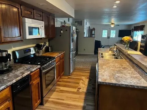 37353 Huron Ave, Burney, CA 96013 photo 5
