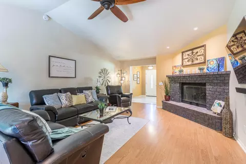 4108 Saratoga Dr, Redding, CA 96002 photo 12