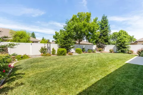 1914 Jolie Way, Redding, CA 96003 photo 30