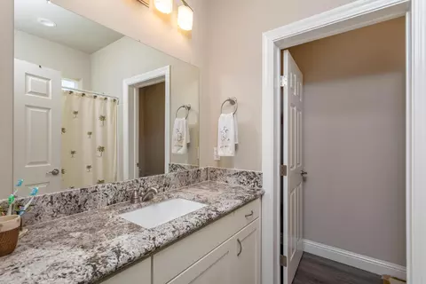 12818 Newtown Rd, Redding, CA 96003 photo 19