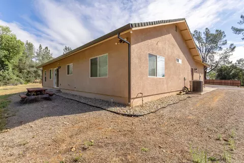 12818 Newtown Rd, Redding, CA 96003 photo 22