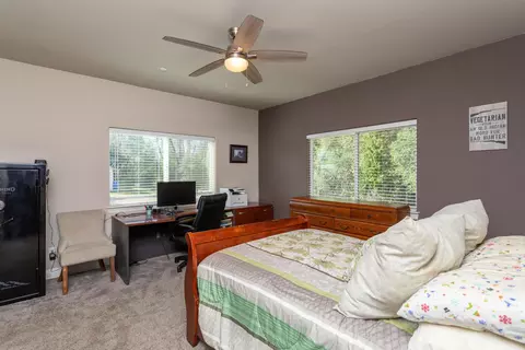 12818 Newtown Rd, Redding, CA 96003 photo 16