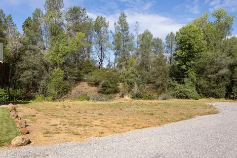 12818 Newtown Rd, Redding, CA 96003 photo 25