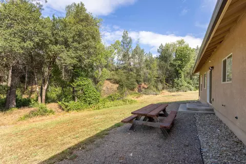 12818 Newtown Rd, Redding, CA 96003 photo 24
